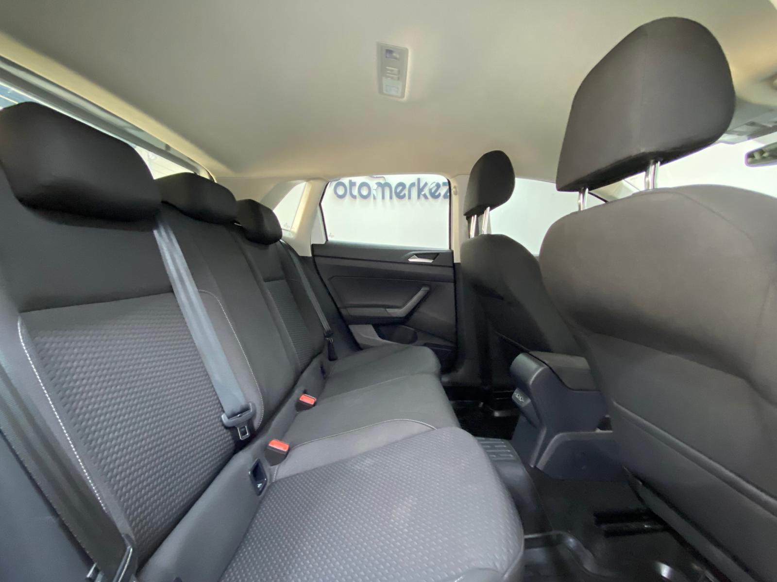 VOLKSWAGEN POLO 25